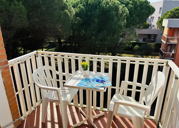 Angela بيبيوني